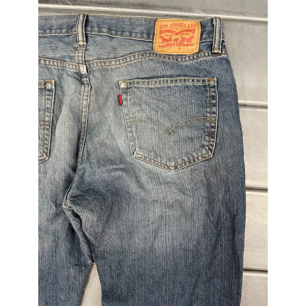 Levis levis 559